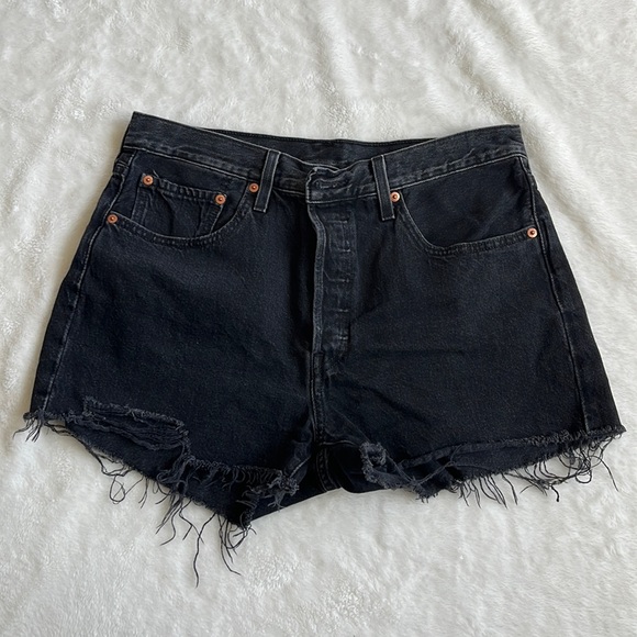 Black Levi 501 Denim Shorts - Picture 1 of 8